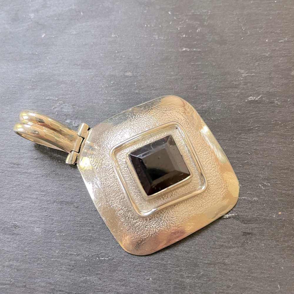 Stunning Rich Garnet and Sterling Pendant